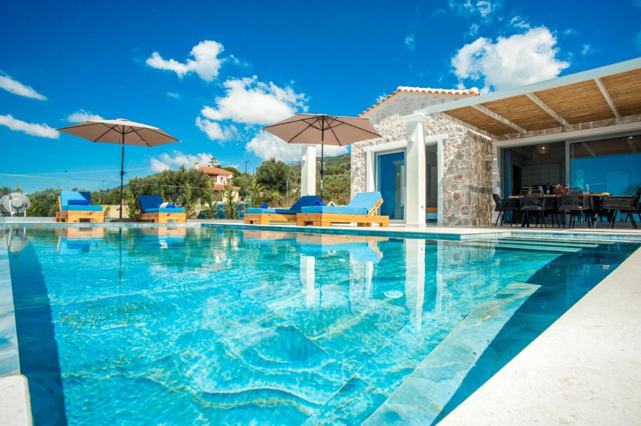 Natural Stone Villas Kefalonia ตราเปซากิ ภายนอก รูปภาพ