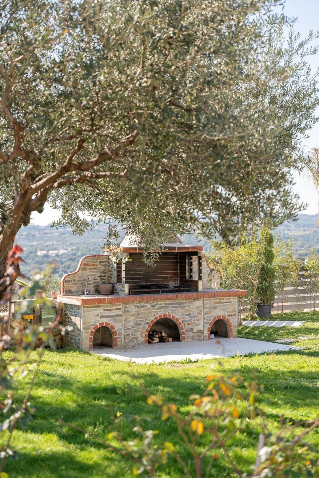 Natural Stone Villas Kefalonia ตราเปซากิ ภายนอก รูปภาพ
