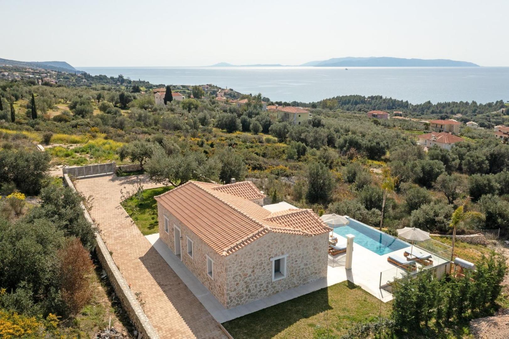 Natural Stone Villas Kefalonia ตราเปซากิ ภายนอก รูปภาพ